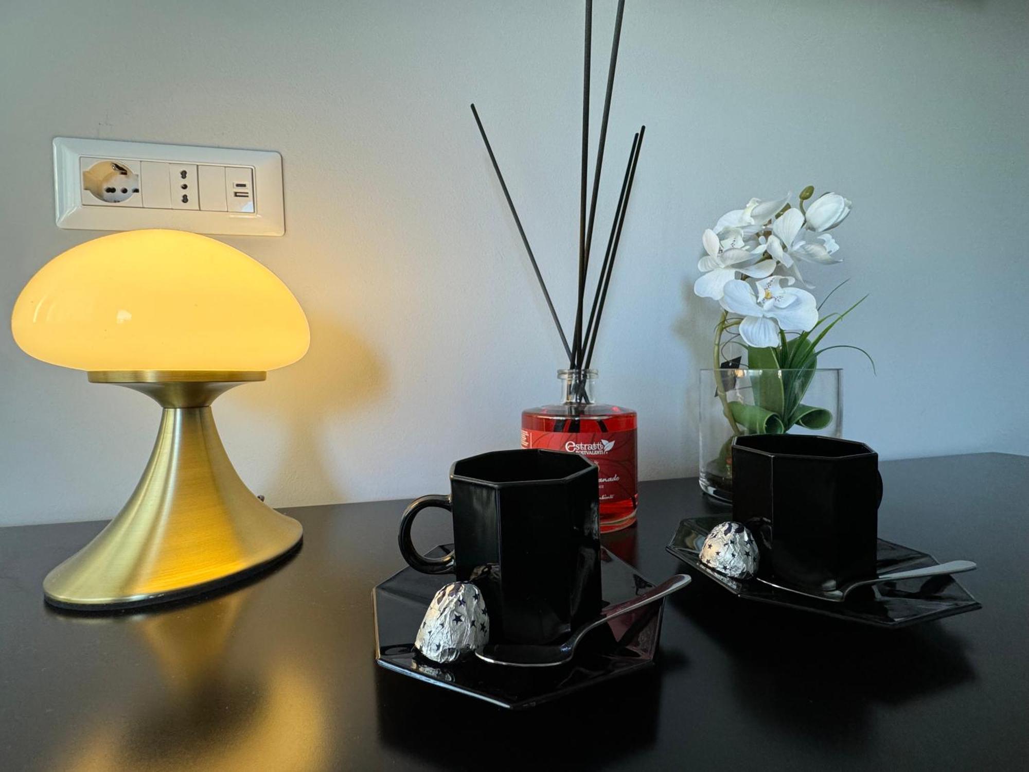 Meg Glamour Suite Milano Vicino I Navigli ภายนอก รูปภาพ
